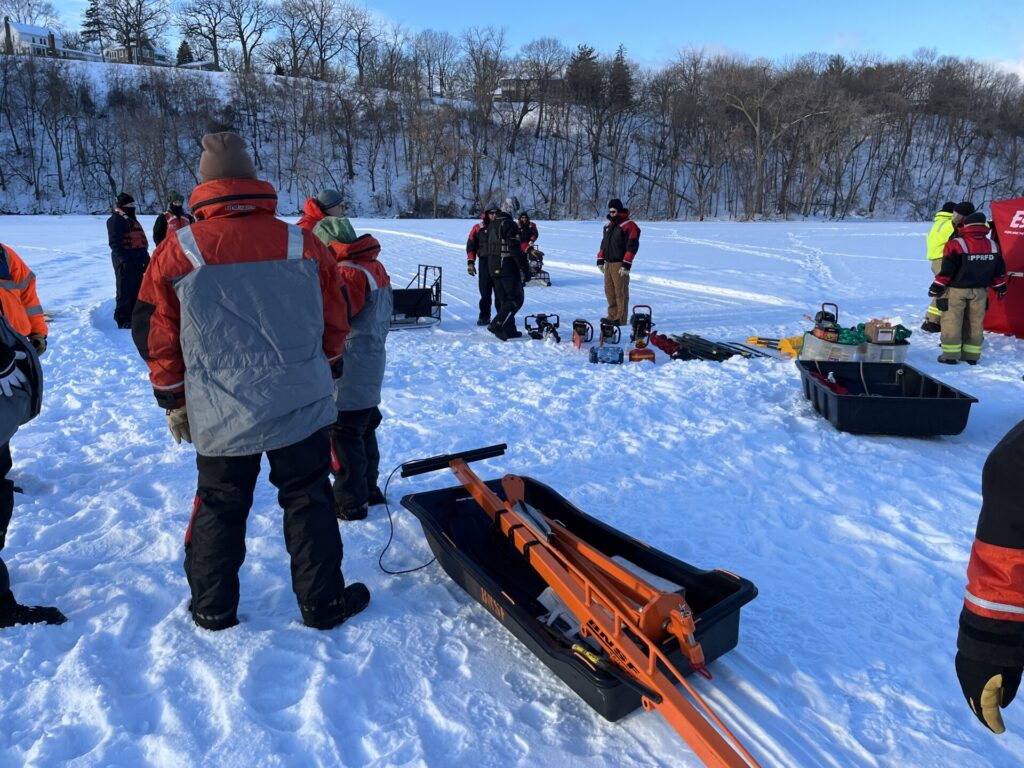 ACME and client equipped with the proper PPE and equipment to conduct the spill drill